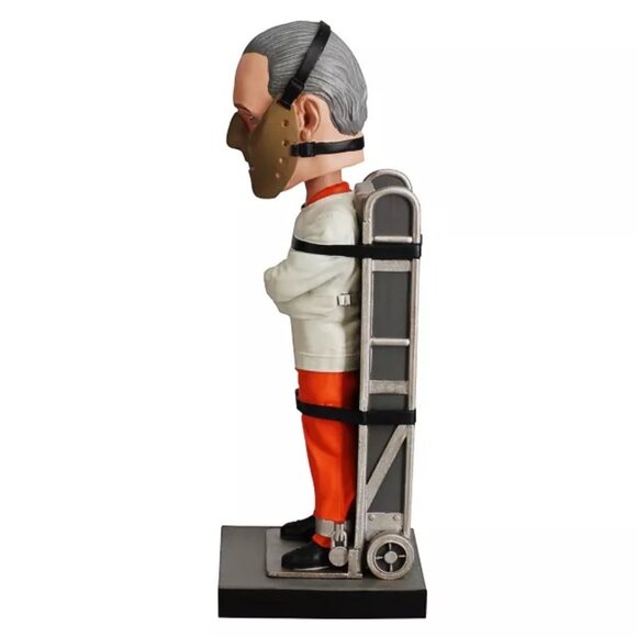 Spirit Exclusive Hannibal Lecter Bobblehead Statue - The Silence of the Lambs - Picture 5 of 7